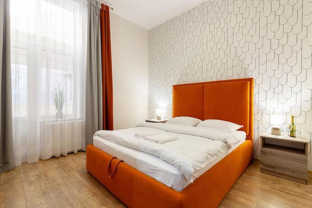 Apartment On Kopernyka Street 5 Leopoli Esterno foto